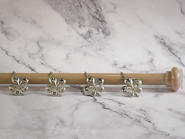 Barral De Acero Inoxidable Para Cortina De Baño Flor De Lis Grande